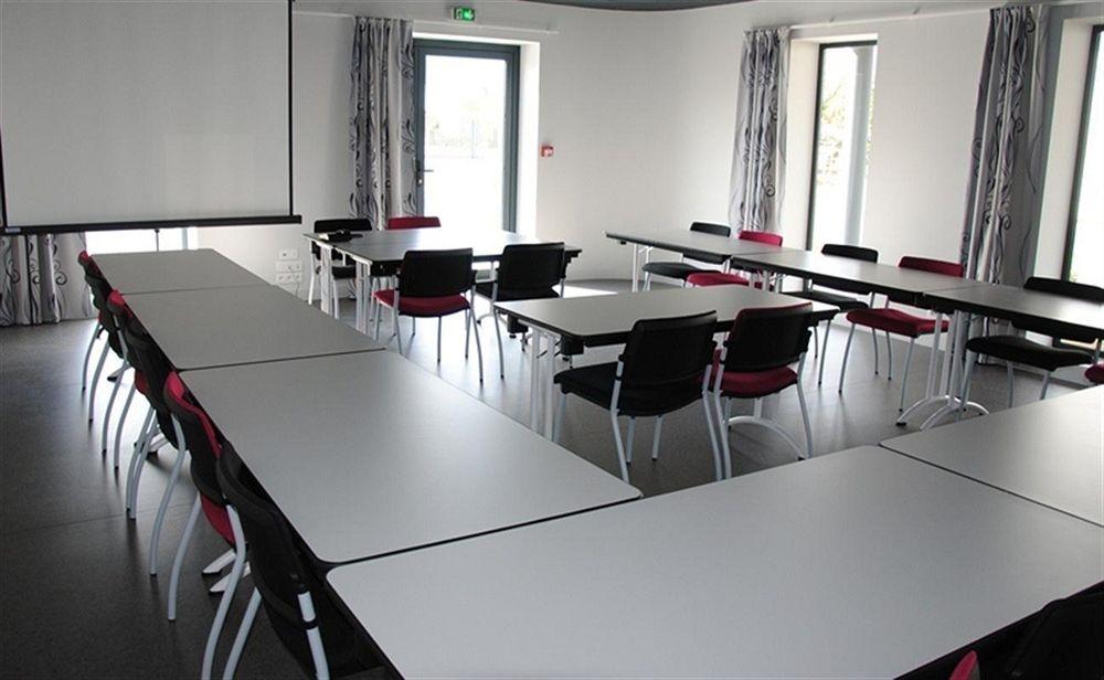 Brit Hotel Vendee Mer Les Achards  Екстер'єр фото