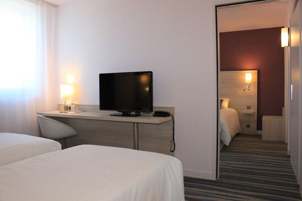 Brit Hotel Vendee Mer Les Achards  Екстер'єр фото
