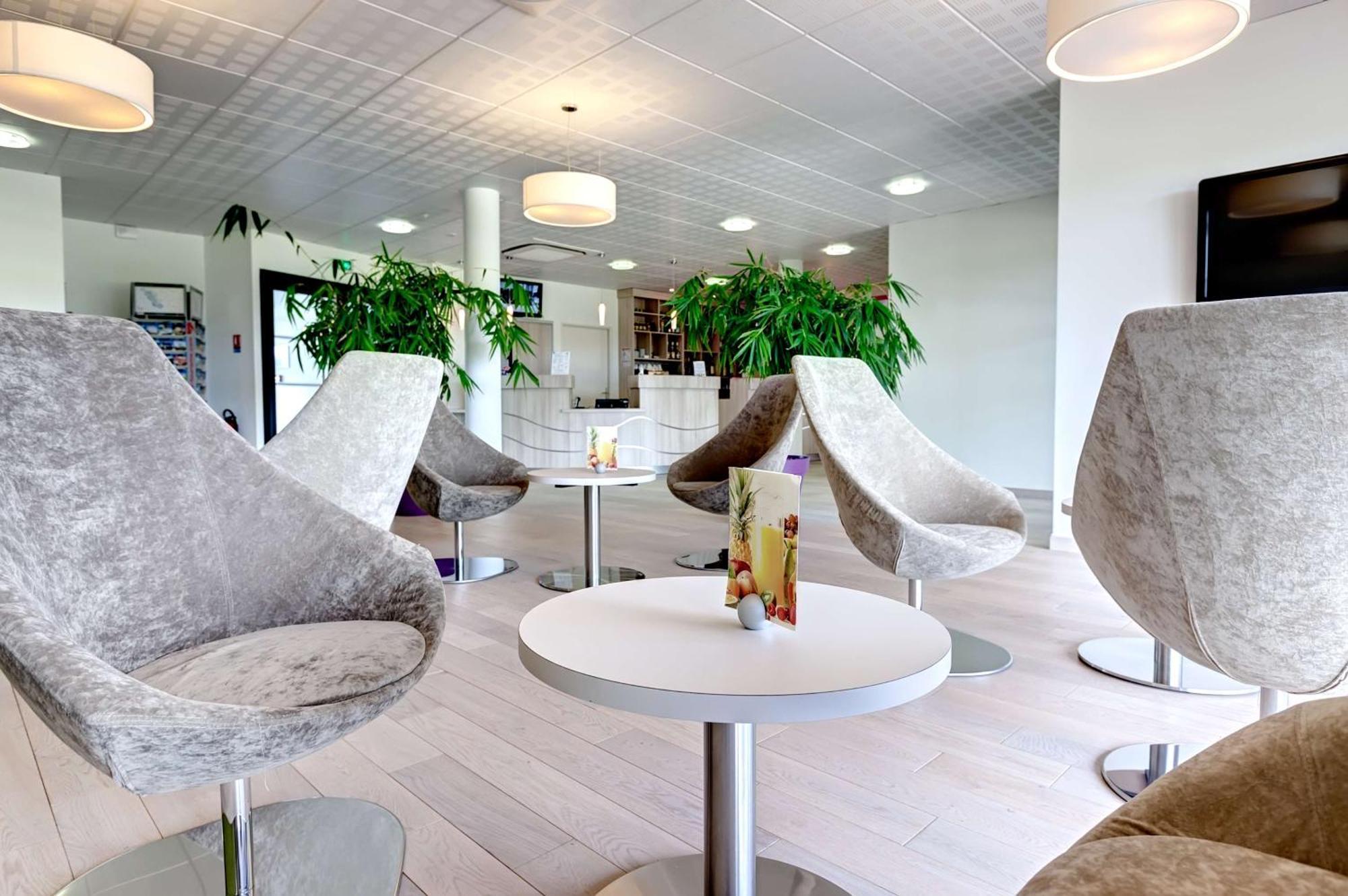 Brit Hotel Vendee Mer Les Achards  Екстер'єр фото