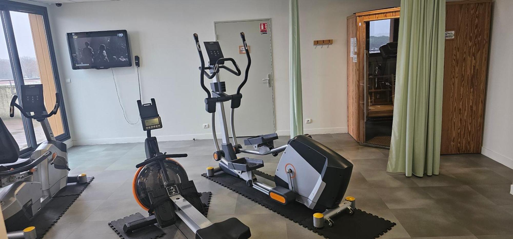 Brit Hotel Vendee Mer Les Achards  Екстер'єр фото
