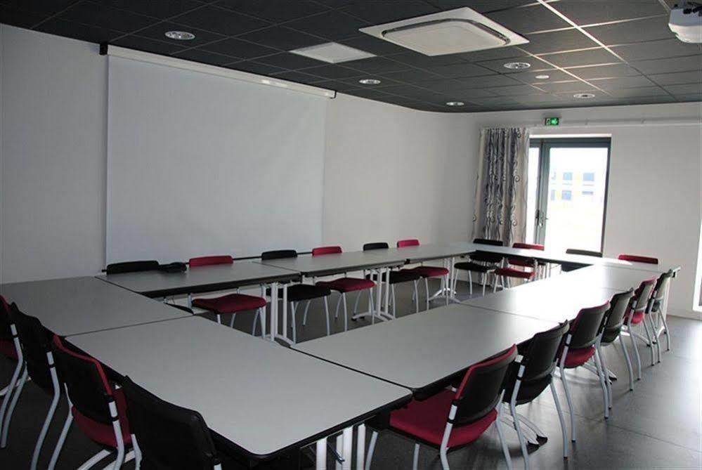 Brit Hotel Vendee Mer Les Achards  Екстер'єр фото